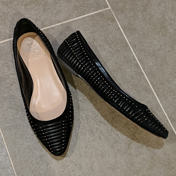 Vince Camuto black/gold studded flats - Picture 2 of 4